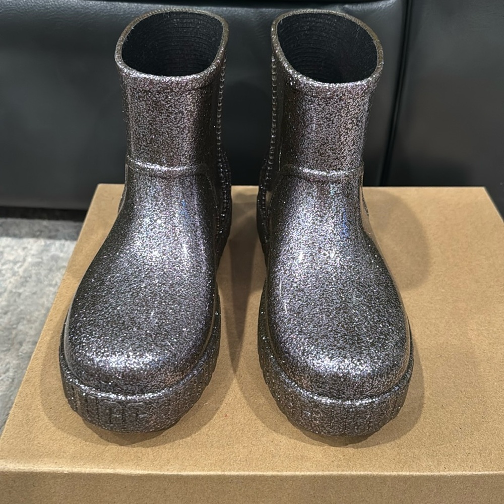 NWT UGG Drizlita Glitter Gray Rain Boots, size 6 - Picture 5 of 15